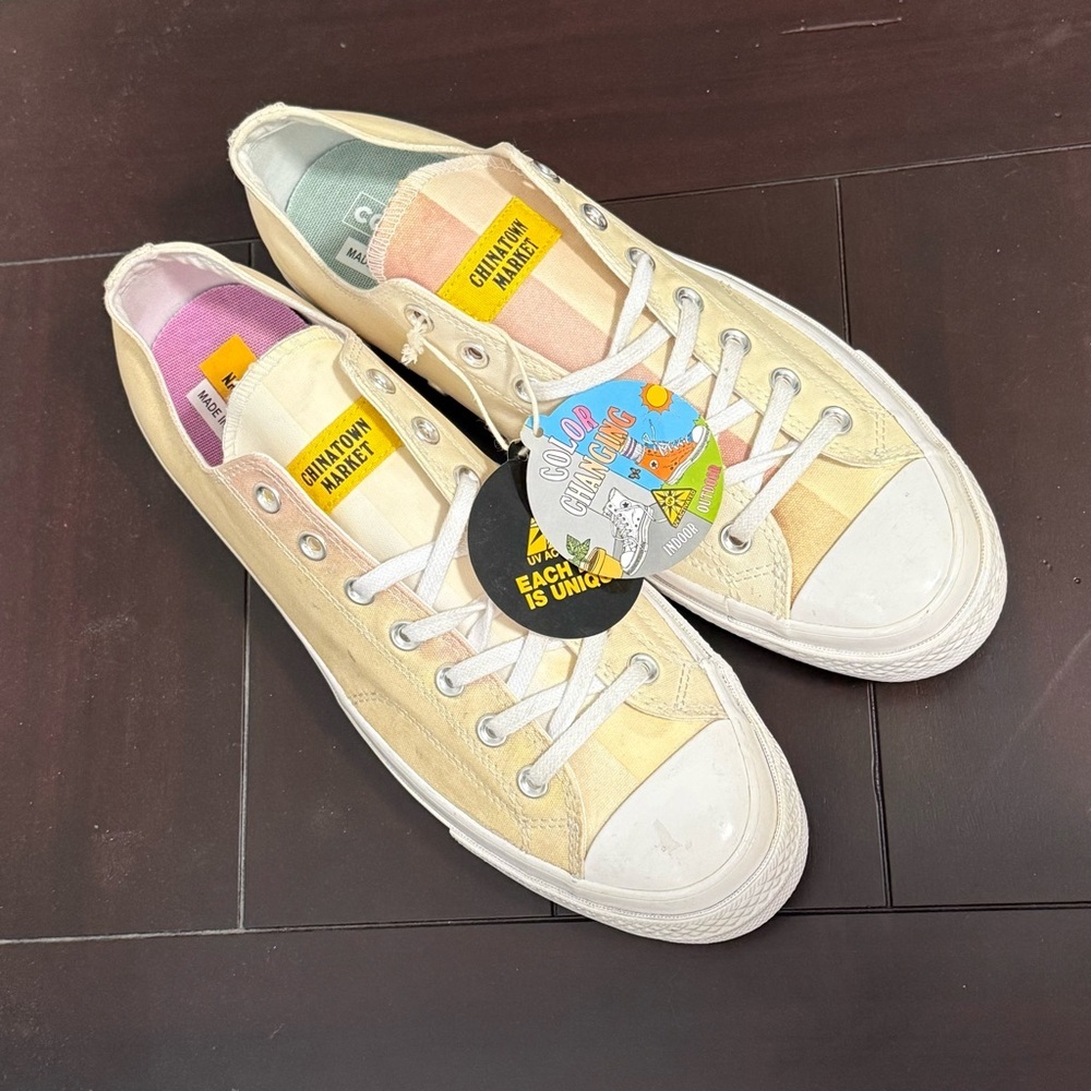 Converse Chinatown Market Color Changing Canvas Sneakers Mismatched Size 10.5/11